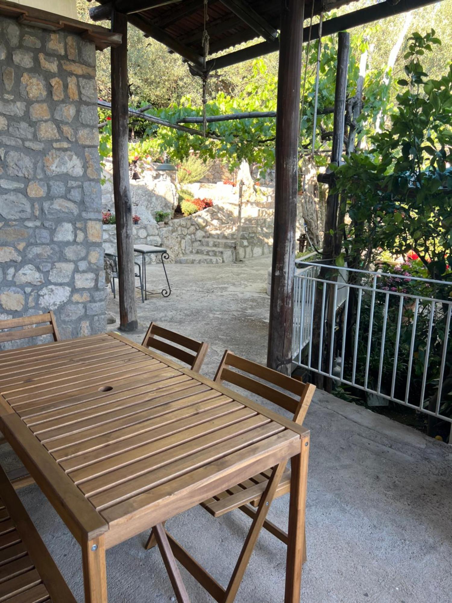 La Petra Villa Vico Equense Buitenkant foto